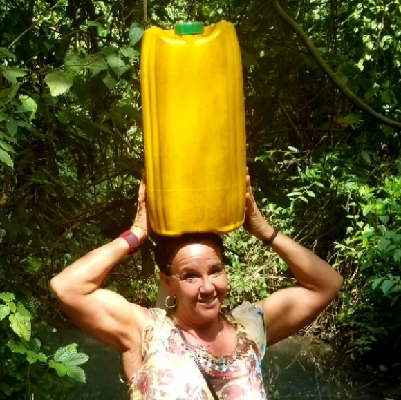 Meet your Posher, Serenity - Picture 5 of 8